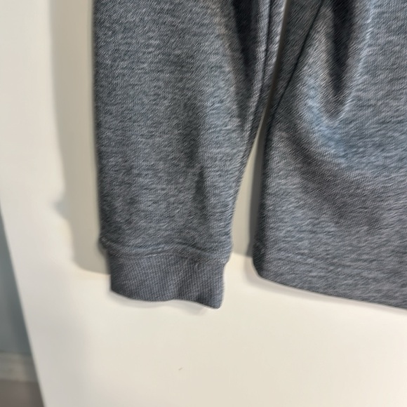 Under-Armour NWT Men’s X-Storm Loose Fit ¼  Zip Cold Gear Grey Small - Picture 8 of 10